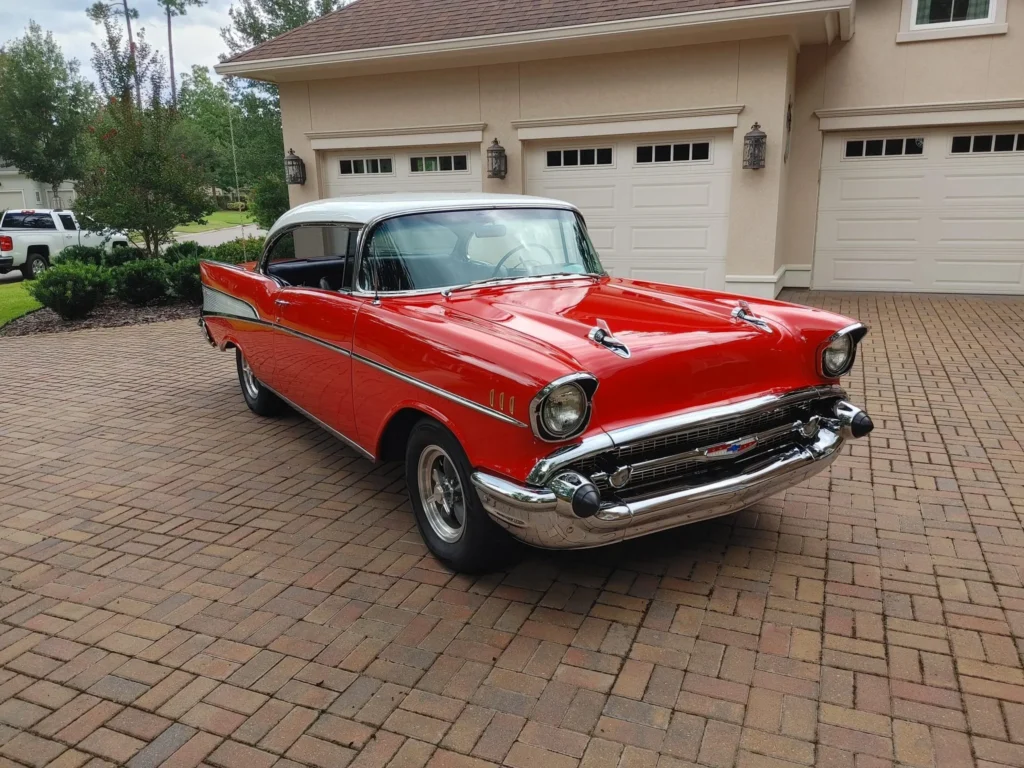 1957 Chevrolet Bel Air 2-Door Hardtop