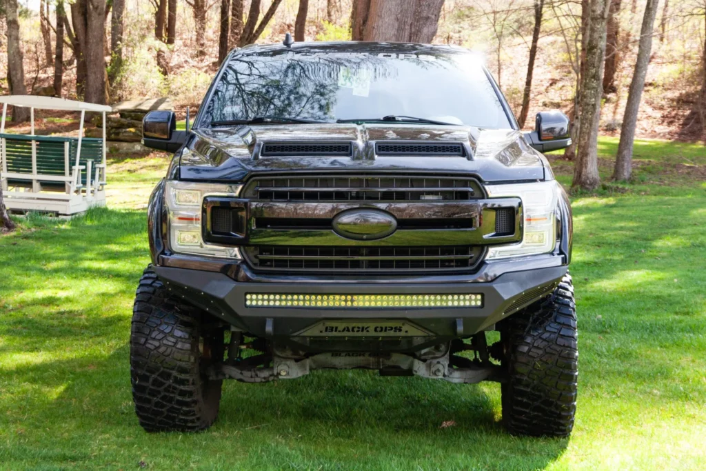 2020 Ford F-150 Lariat SuperCrew 4×4 Black Ops
