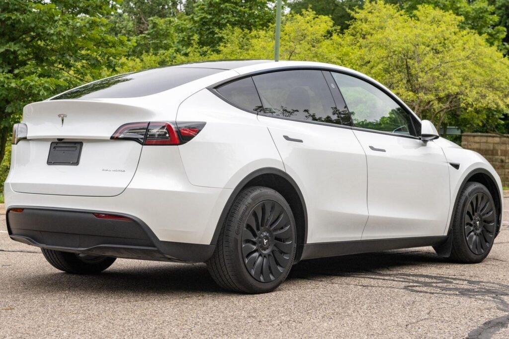 2023 Tesla Model Y Long Range
