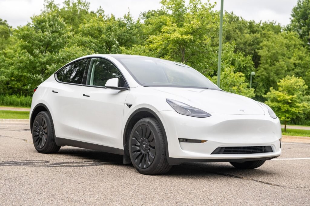 2023 Tesla Model Y Long Range