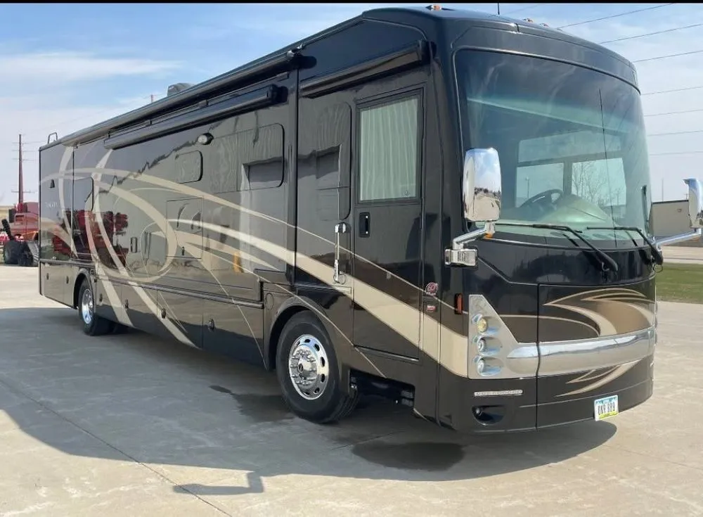 2015 Thor Motor Coach Tuscany 40DX Class A Diesel Pusher