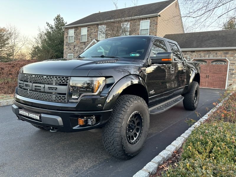 2014 Ford F-150 SuperCrew Cab SVT Raptor