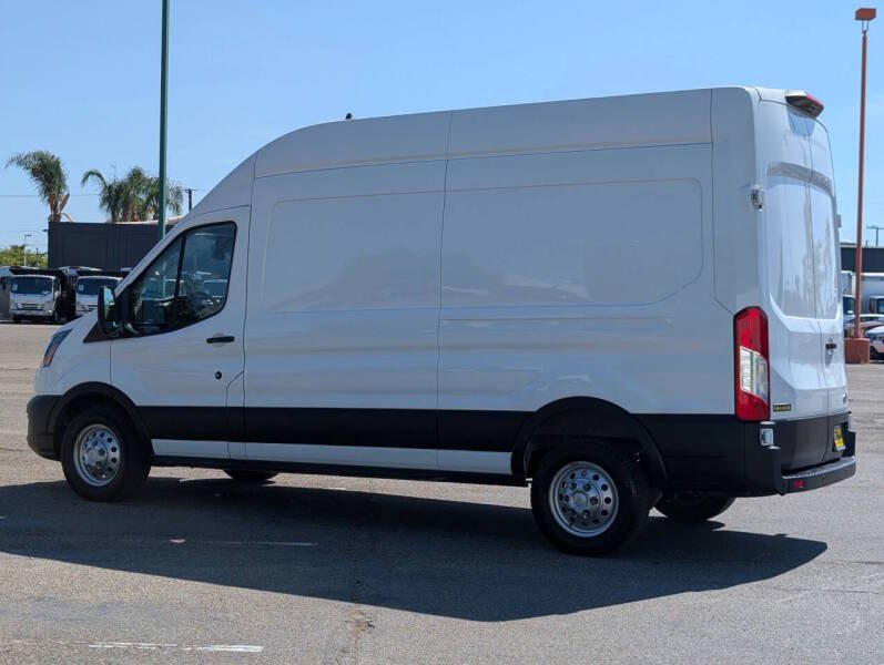 2023 FORD TRANSIT 250