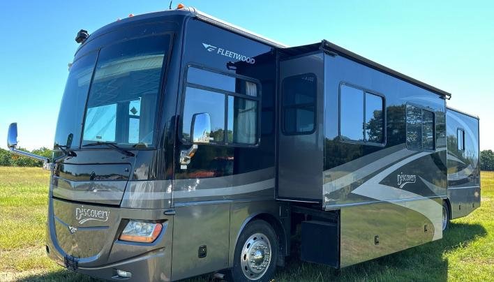 2007 Fleetwood Discovery