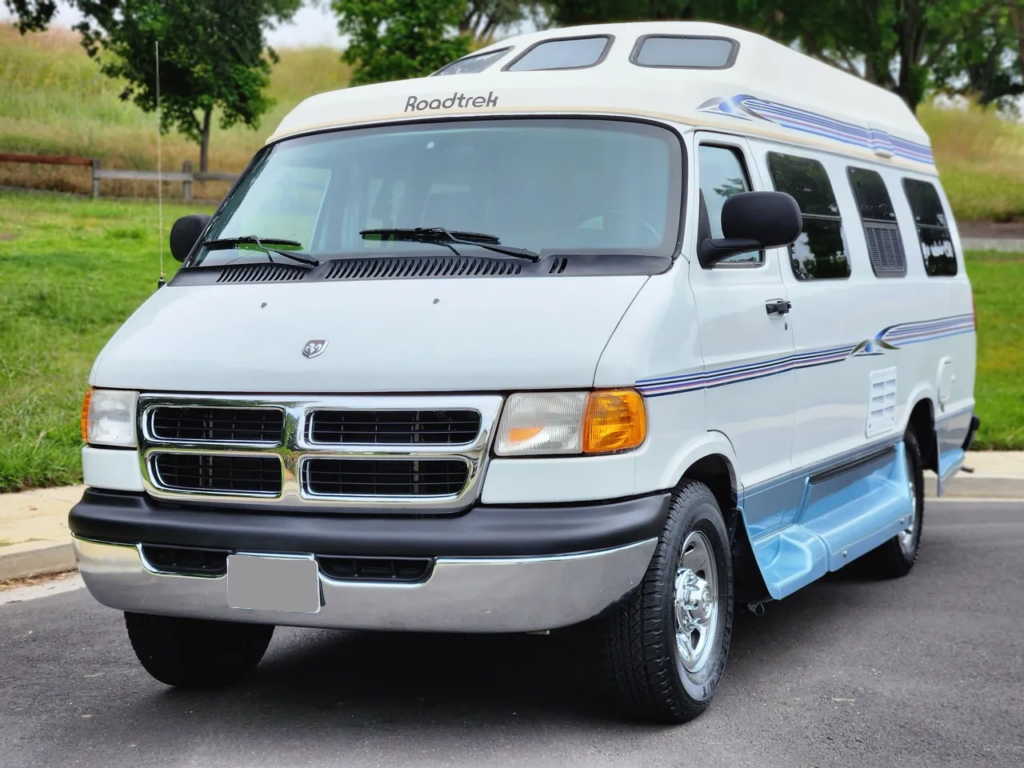 2002 Dodge Ram Van B3500 Roadtrek 190 Versatile